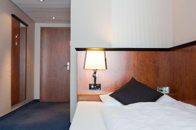 Amedia Frankfurt Russelsheim Trademark Collection By Wyndham エクステリア 写真