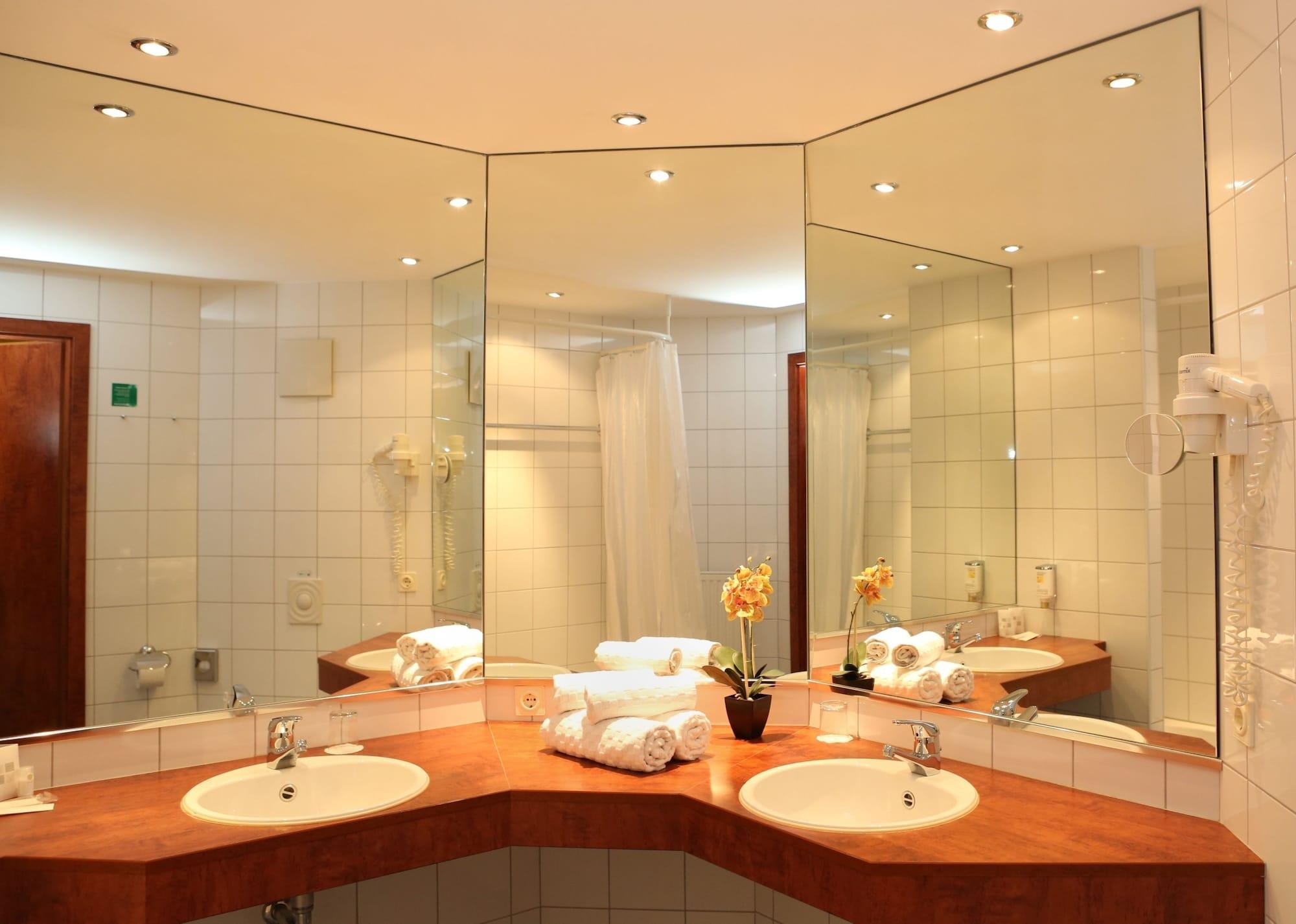 Amedia Frankfurt Russelsheim Trademark Collection By Wyndham エクステリア 写真